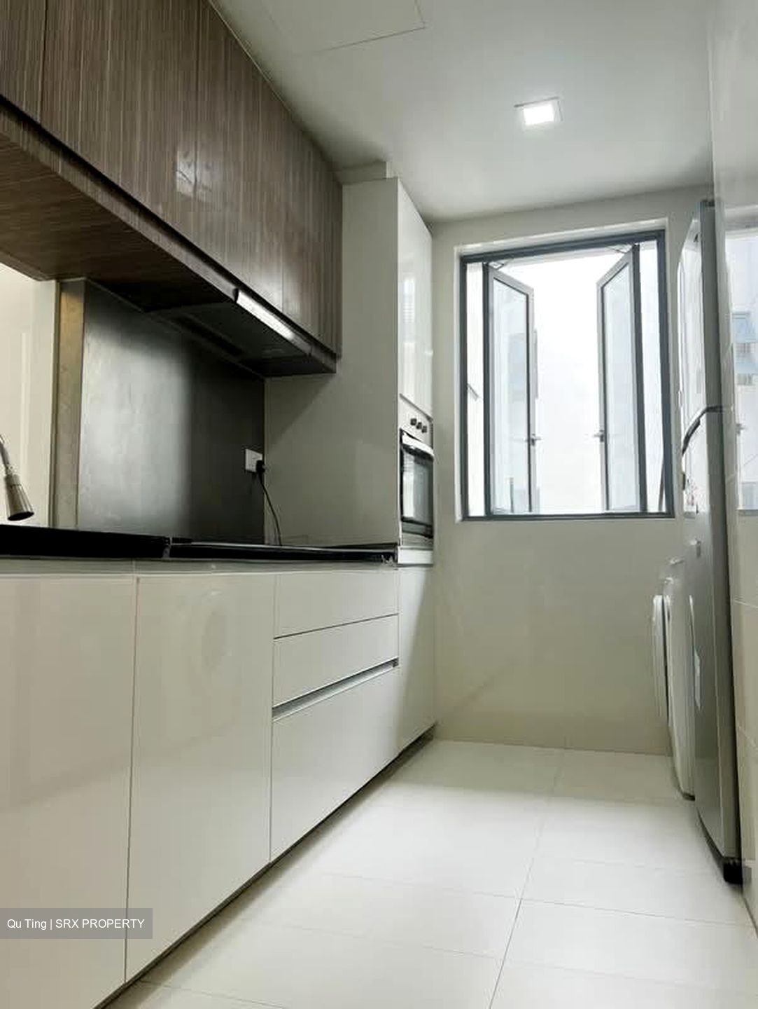 The Palette (D18), Condominium #530975511